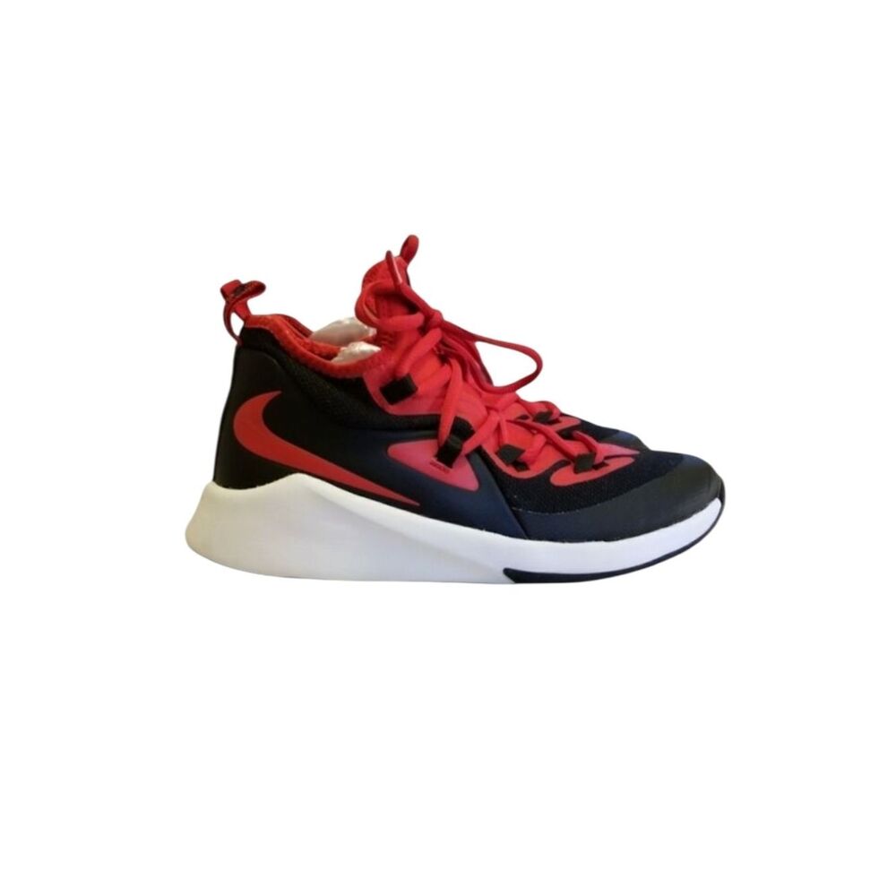 Nike Future Court 2 Red & Black Basketball Kids Sneaker Size 5Y